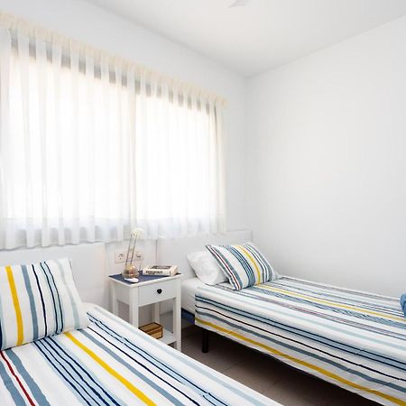 Frontline Playa Las Vistas With Pool, Parking, Sea Los Cristianos  Bagian luar foto