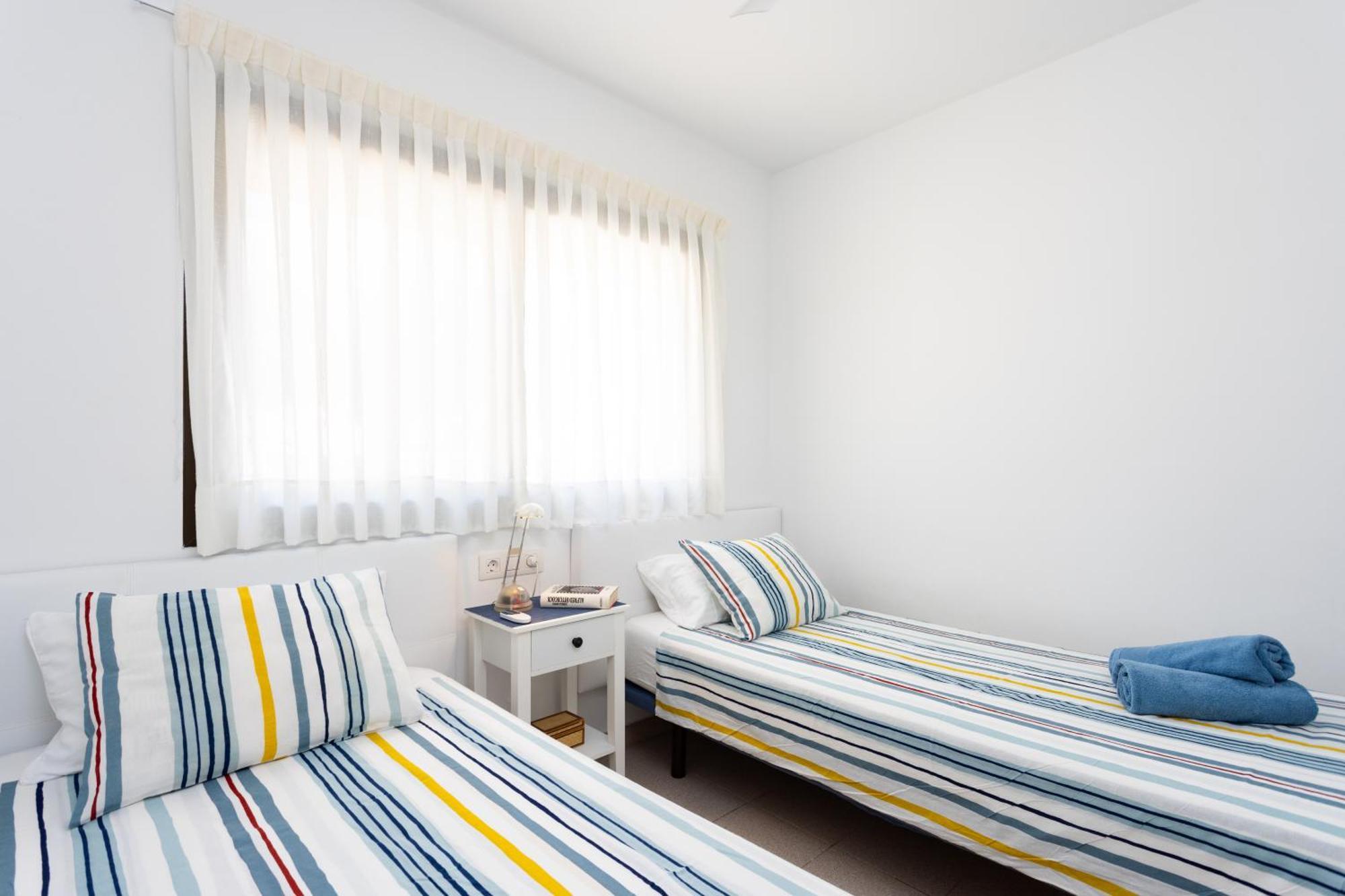 Frontline Playa Las Vistas With Pool, Parking, Sea Los Cristianos  Bagian luar foto