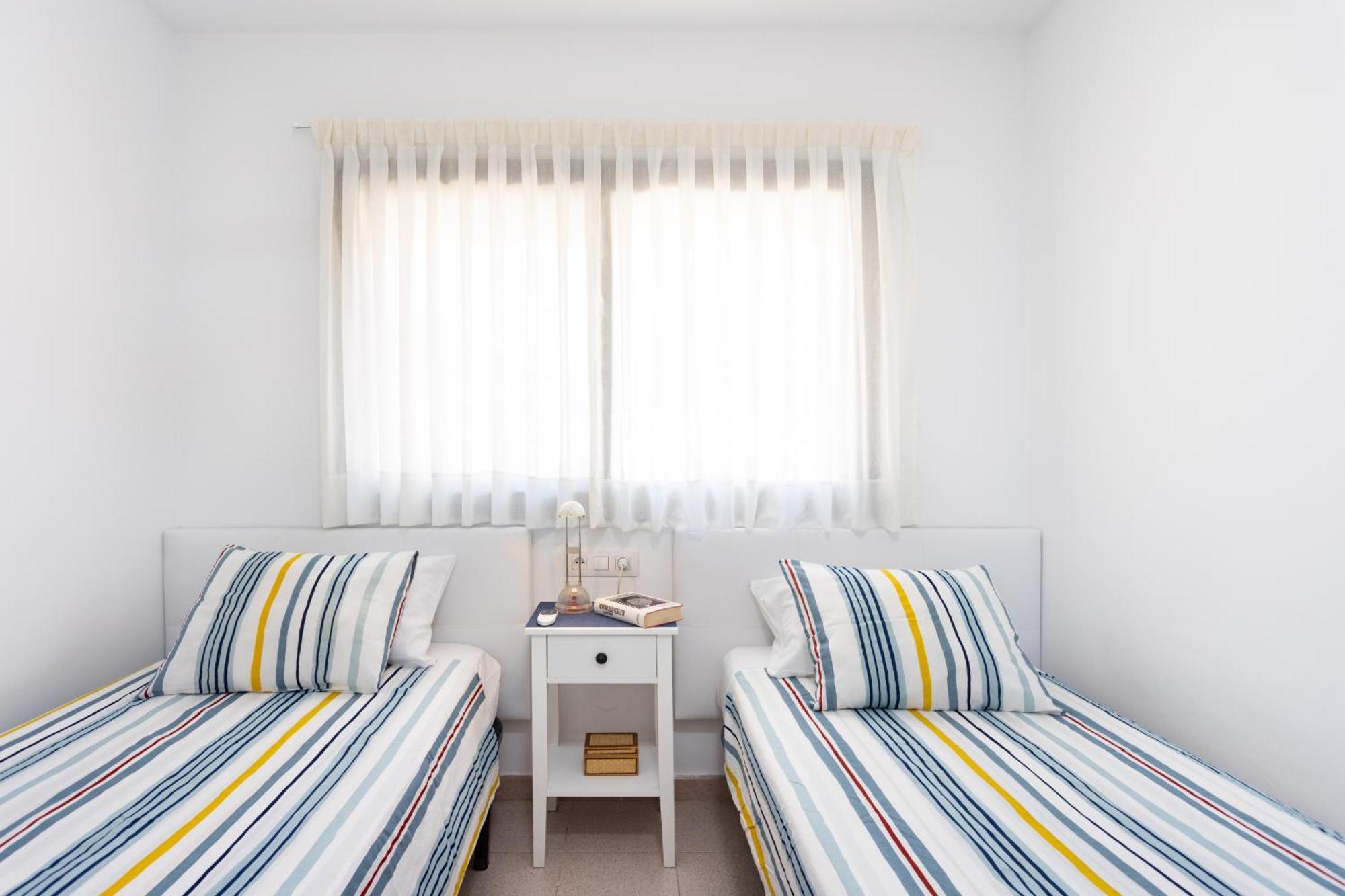 Frontline Playa Las Vistas With Pool, Parking, Sea Los Cristianos  Bagian luar foto